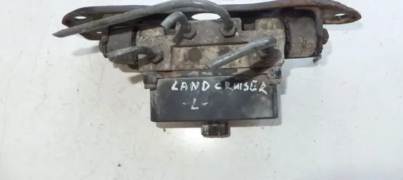 Toyota Land Cruiser (J100) Air suspension valve block 