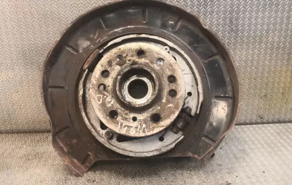 Mercedes-Benz R W251 Rear wheel hub