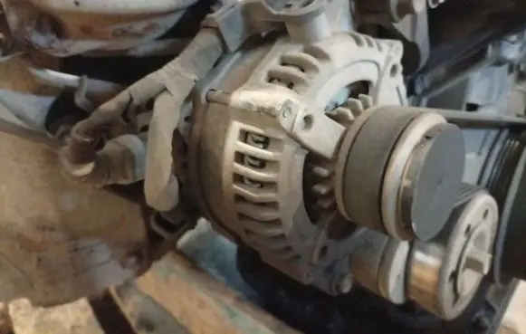 Toyota Avensis T250 Generator/alternator