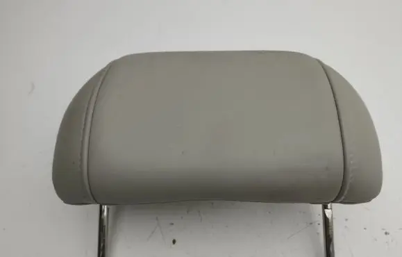 Volvo S80 Rear seat headrest 