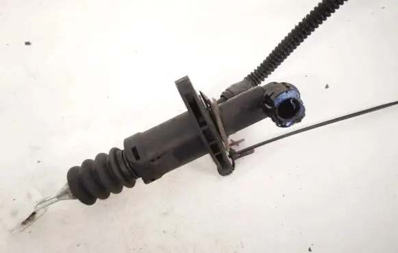 Porsche Cayenne (9PA) Clutch master cylinder 7l0721401