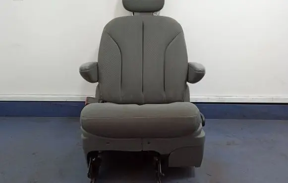 Chrysler Voyager Second row seats 