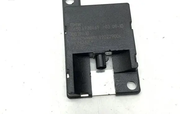 BMW 3 E92 E93 Ignition amplifier control unit 84506928461 6928461