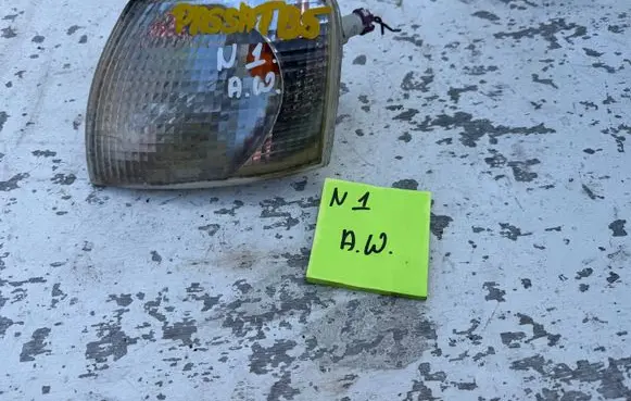 Volkswagen PASSAT B5 Front indicator light