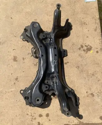 Lexus CT 200H Front subframe