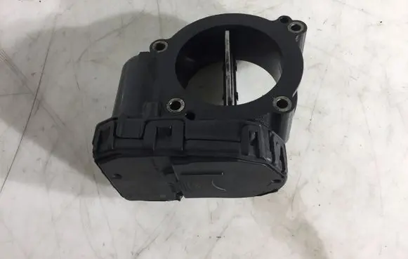 Mercedes-Benz Sprinter W906 Throttle valve A6510900370
