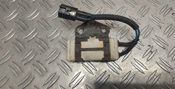 Toyota Corolla E120 E130 Coolant fan relay 2468105320
