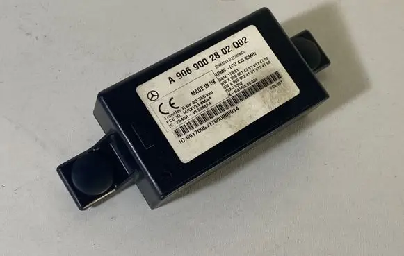 Mercedes-Benz Sprinter W906 Tire pressure control unit A9069002802