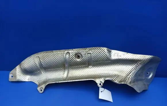 Exhaust heat shield