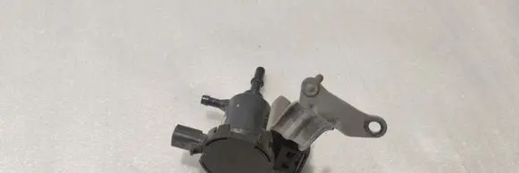 Valve vacuum