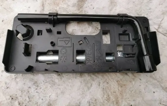 Opel Combo E Tool set 9820292980 MP7831