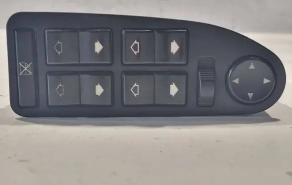 BMW 5 E39 Quarter vent window switch 8380646 341302 9903