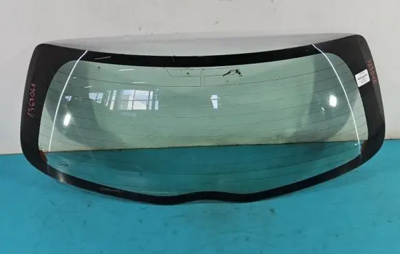 Toyota Yaris Rear windscreen/windshield window IMPRK1367061