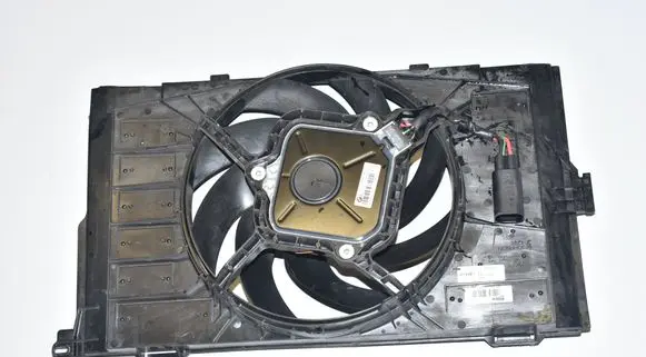 BMW i3 Air conditioning (A/C) fan (condenser) 8642143 8641948