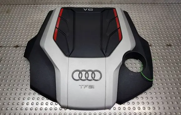 Audi RS5 Engine cover (trim) S26370310 06M103925N
