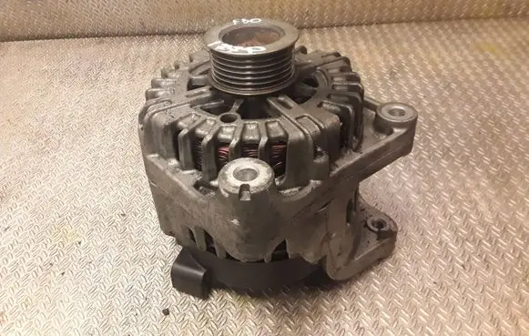 BMW 3 F30 F35 F31 Generator/alternator 8509226