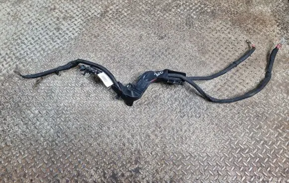 Positive cable (battery)