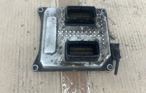 Opel Astra J Engine control unit/module 55571558 0111609394 5WK9464