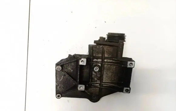 Audi A4 S4 B5 8D Engine mounting bracket 028260885a
