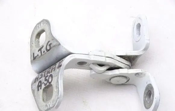 Mitsubishi Pajero Rear door upper hinge 