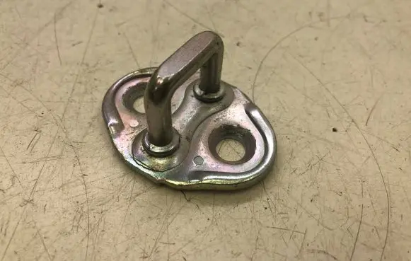 Mazda CX-5 II Front door lock loop/hook striker 