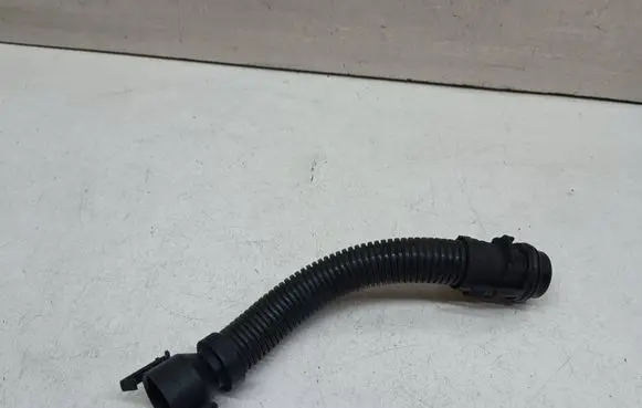 BMW X5 E70 Breather hose/pipe 58650910