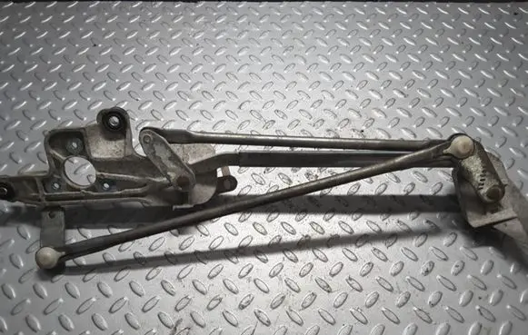 Mitsubishi Colt Front wiper linkage 07907J2 028081