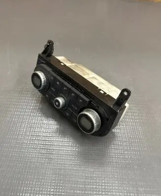 Nissan Qashqai Climate control unit 27500JD45c C8327