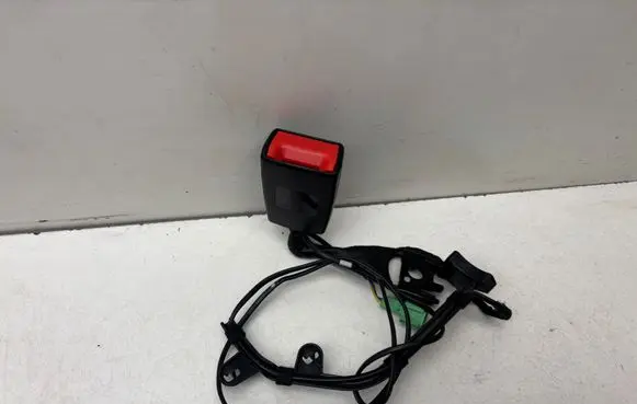 Volkswagen Golf Sportsvan Rear seatbelt buckle 510857740A