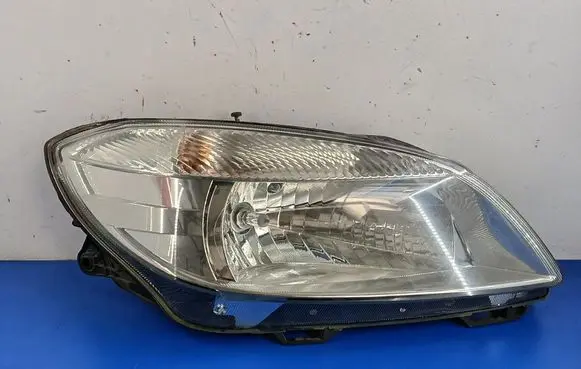 Skoda Fabia Mk2 (5J) Headlight/headlamp 5J1941018C