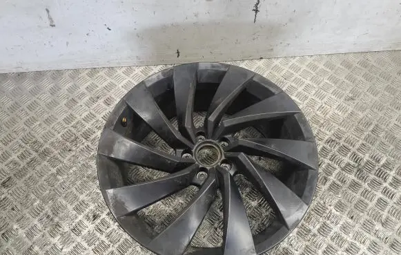 R20 alloy rim
