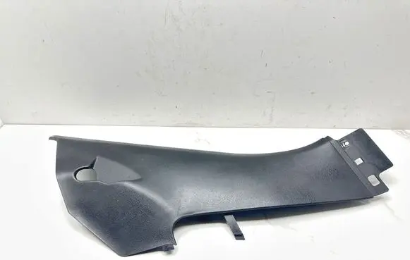 Porsche Cayenne (92A) (C) pillar trim 7P0867766D A053629