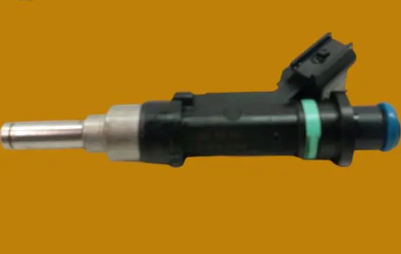 Toyota Yaris Fuel injector 0280158394