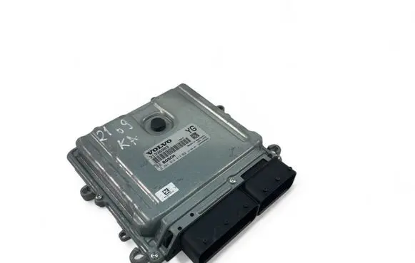 Volvo V60 Engine control unit/module ECU 31336983 0281018414