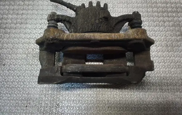 Renault Trafic III (X82) Front brake caliper