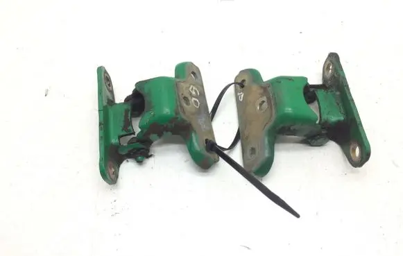 Land Rover Discovery Rear door hinge set 