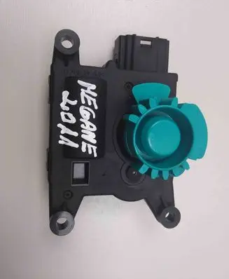 Renault Megane III Intake manifold valve actuator/motor 1801101A T1001784K
