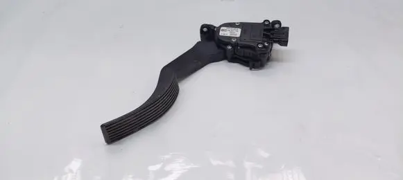 Alfa Romeo 159 Accelerator throttle pedal 60695128