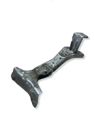 Audi A3 S3 8V Fender mounting bracket 8V0821136