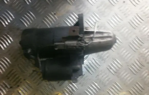 Nissan Almera Starter motor 233001M215