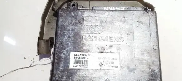 Renault Laguna I Engine control unit/module 7700860309 S100820101