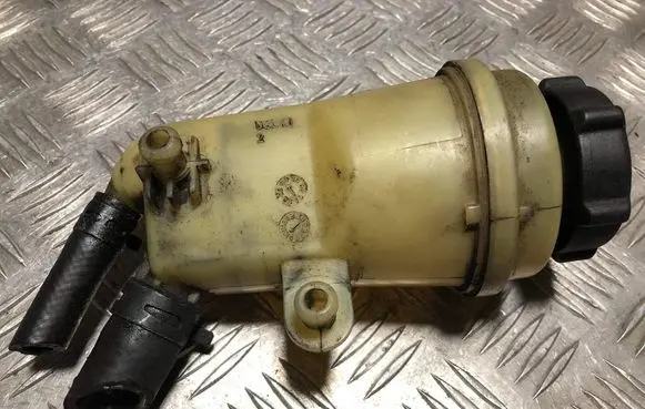 Ford Focus Power steering fluid tank/reservoir 98AG3R700 3R700