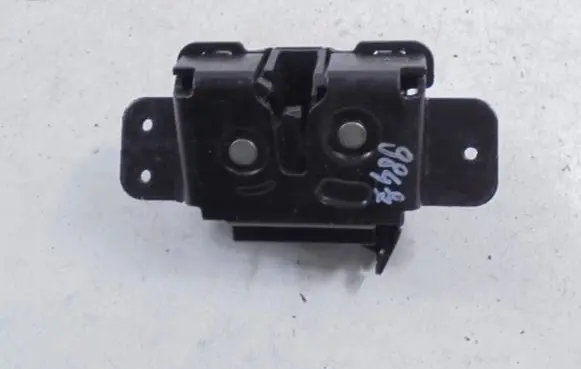Dodge Caliber Tailgate/trunk/boot lock/catch/latch 176AAA