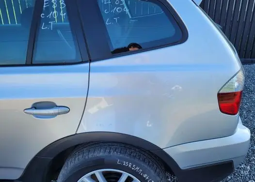 BMW X3 E83 Rear quarter panel