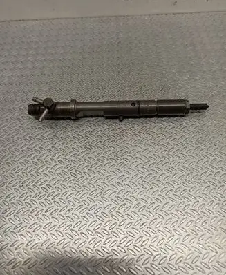 Audi A6 S6 C5 4B Fuel injector 0591302010 0432133805