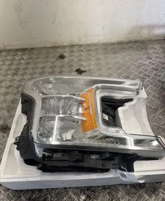 Ford F150 Headlight/headlamp JL3413005AL
