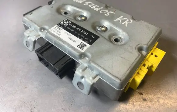 BMW 5 E60 E61 Door control unit/module 6957761 75789012 CCR4M17K46