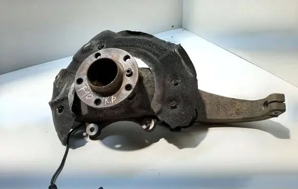 BMW 5 F10 F11 Front wheel hub AIMGSICU