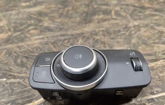 Alfa Romeo Stelvio Light switch 01561323270