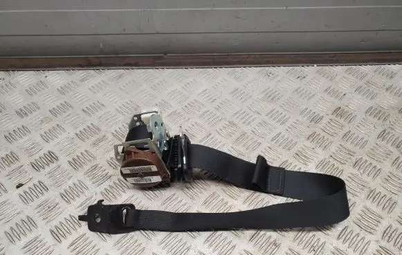 Jeep Grand Cherokee Rear seatbelt P1GE12DX9AC